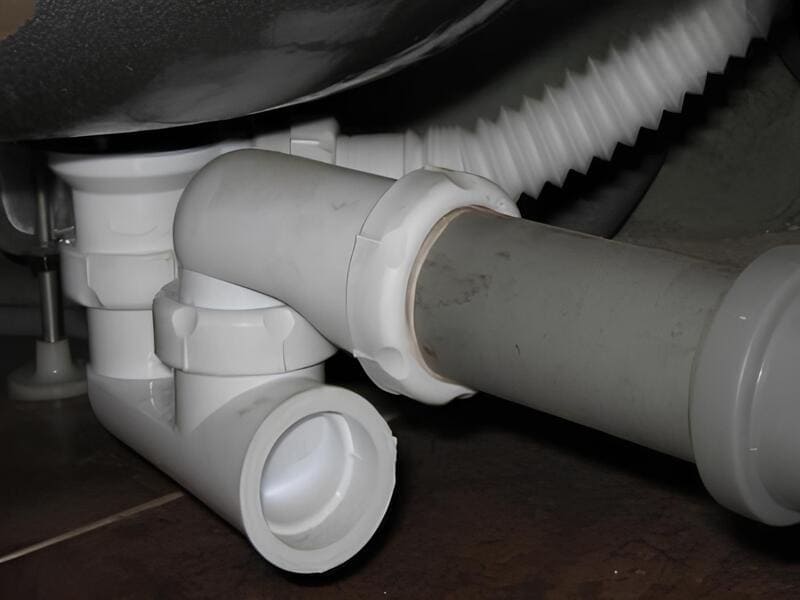 Заміна сифону зливу