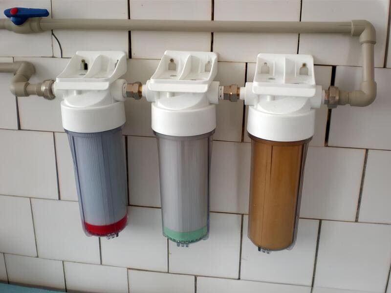 Встановлення фільтра води